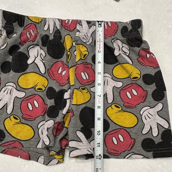 Disney Mickey Mouse Thermal Pajama set Size Medium Long Sleeves & Shorts Women’s - Picture 7 of 8